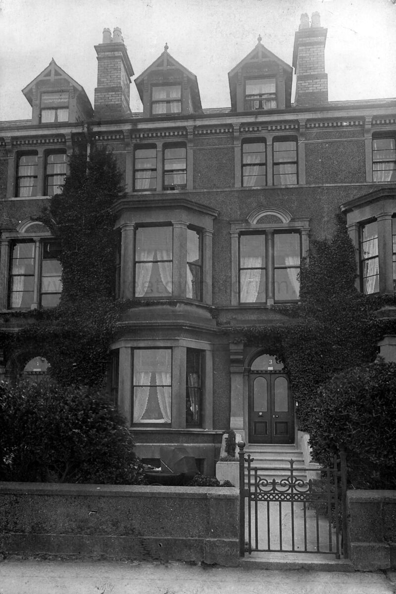 180614 3 east parade 0521
