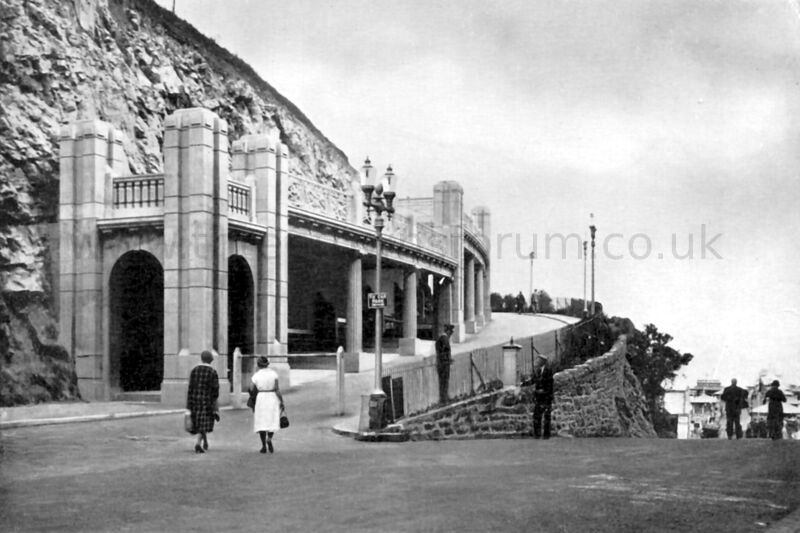 500101 colonnades 0331
