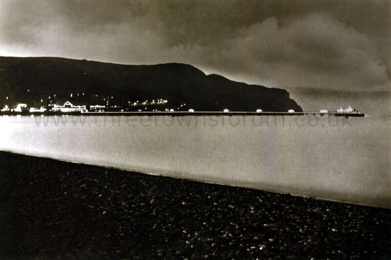 600821 pier night 0086
