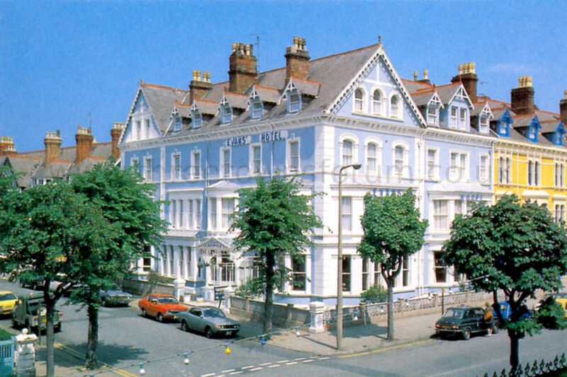 700601 evans hotel 0281 htl
