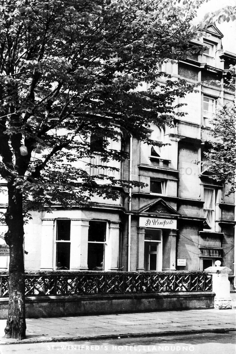 720407 st winifreds 0377
