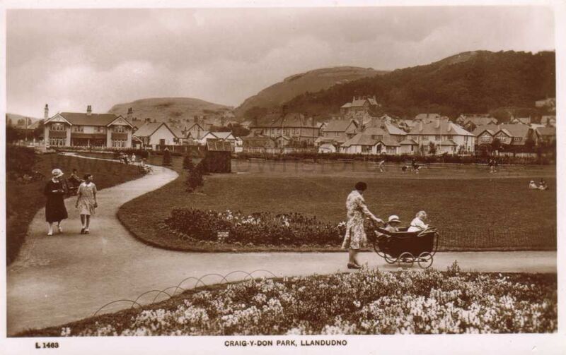 Craig-y-Don Park Llandudno02
