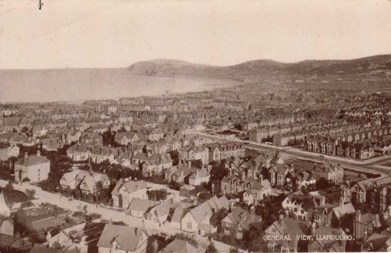 General view Llandudno02
