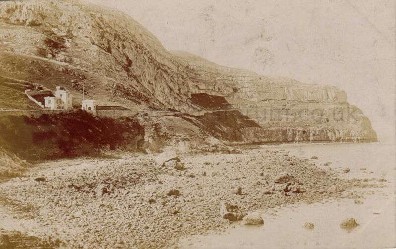 Happy Valley and entrance to Marine Drive, from pier02
