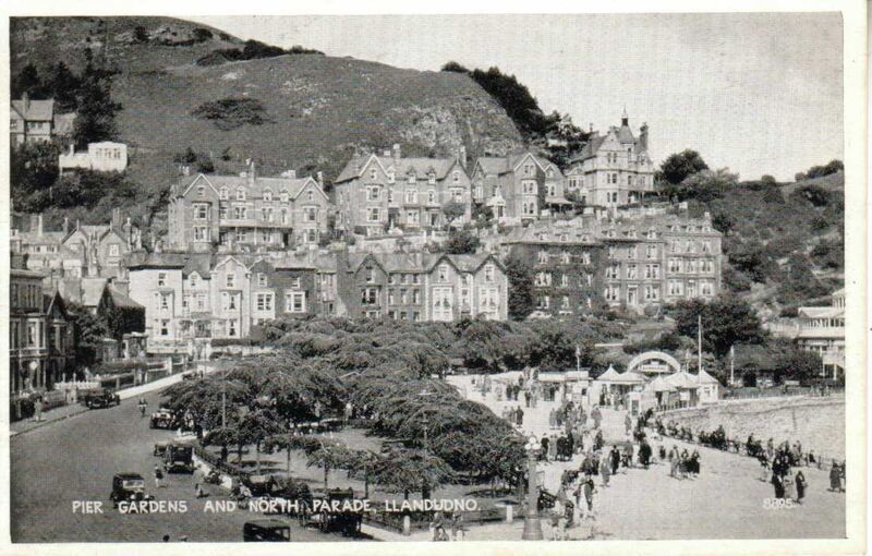 Pier Gardens and North Parade Llandudno02
