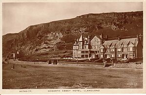 Filename=Gogarth_Abbey_Hotel_Llandudno.jpg
Filesize=84KiB
Dimensions=1096x714
Date added=Sep 14, 2023 Gogarth_Abbey_Hotel_Llandudno.jpg