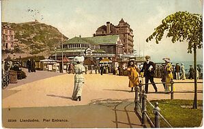 Filename=Llandudno_Pier_Entrance.jpg
Filesize=100KiB
Dimensions=1101x696
Date added=Sep 14, 2023 Llandudno_Pier_Entrance.jpg