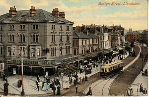 Filename=Mostyn_Street_Llandudno.jpg
Filesize=108KiB
Dimensions=1064x696
Date added=Sep 14, 2023 Mostyn_Street_Llandudno.jpg