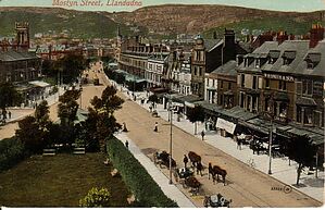 Mostyn_Street_Llandudno08.jpg