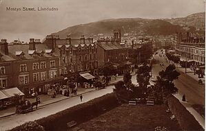Filename=Mostyn_Street_Llandudno11.jpg
Filesize=74KiB
Dimensions=1088x696
Date added=Sep 14, 2023 Mostyn_Street_Llandudno11.jpg