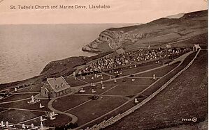 Filename=St_Tudnos_Church_and_Marine_Drive_Llandudno.jpg
Filesize=81KiB
Dimensions=1077x674
Date added=Sep 14, 2023 St_Tudnos_Church_and_Marine_Drive_Llandudno.jpg