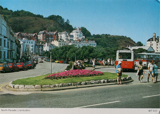 1040_north_parade_coach_bay
