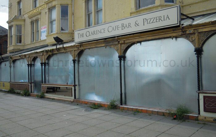 Llandudno_Clarence_Hotel_Metal_Sheeting_2011
