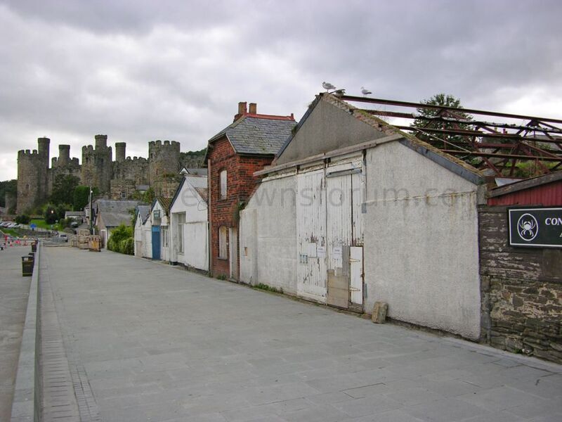 Conwy_Quay_Buildings_in_2006
Now all demolished
