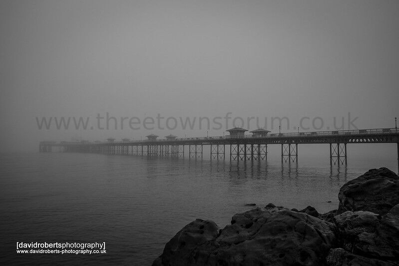 LLANDUDNO PIER IN THE FOG
