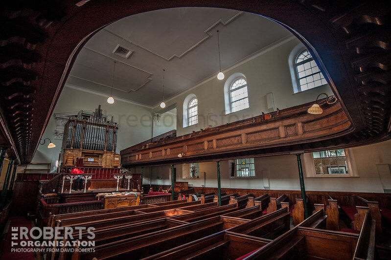 INTERIOR TABERNACL CHAPEL LLANDUDNO
