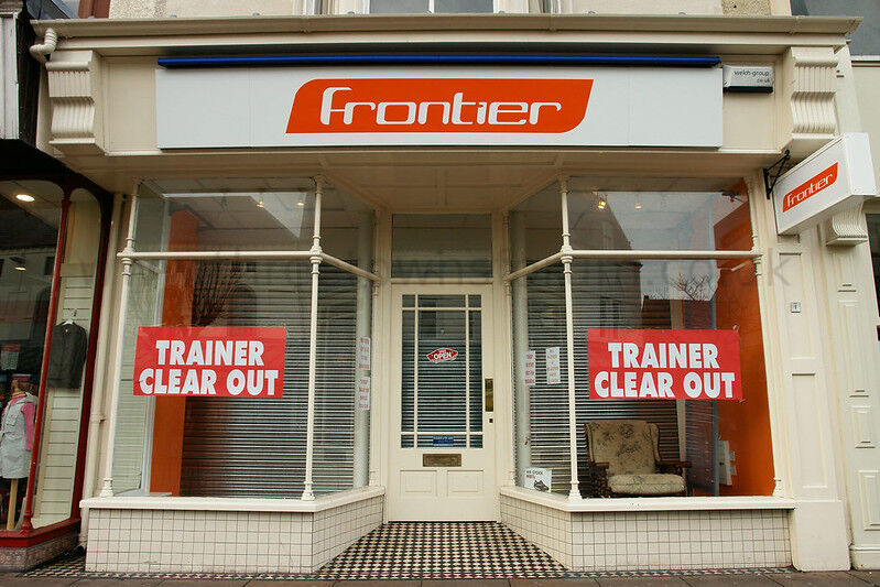 FRONTIER CLOTHING, MOSTYN STREET, LLANDUDNO 2007
Currently Pandora Jewellery (2023)
