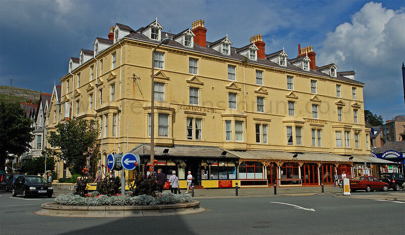 CLARENCE HOTEL, GLODDAETH STREET, LLANDUDNO
Renovated and now in use as a Travelodge
