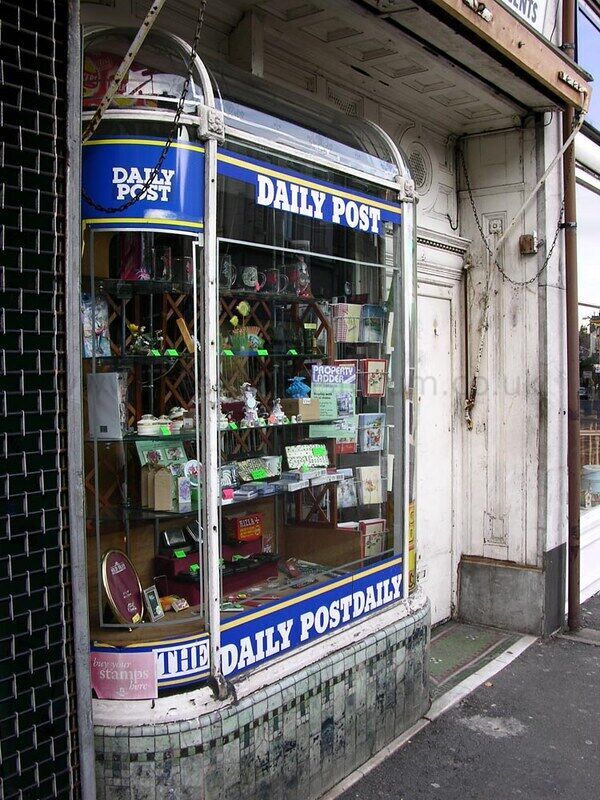 KIOSK NEWSAGENTS, CONWAY ROAD, COLWYN BAY 2005
Long since vanished
