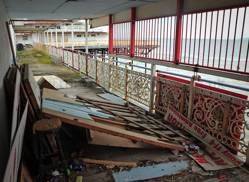ABANDONED COLWYN BAY PIER IN 2011
