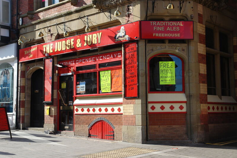 JUDGE AND JURY PUB, STATION ROAD, COLWYN BAY 2010 copy
