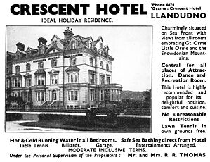 1941_CRESCENT_HOTEL.jpg