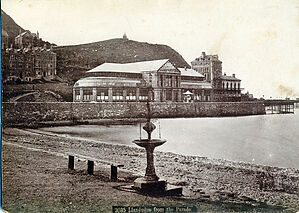 Filename=Llandudno_Pier_Pavilion_from_Prom_Fountain_1890s.jpg
Filesize=445KiB
Dimensions=1600x1138
Date added=Sep 14, 2023 Llandudno_Pier_Pavilion_from_Prom_Fountain_1890s.jpg