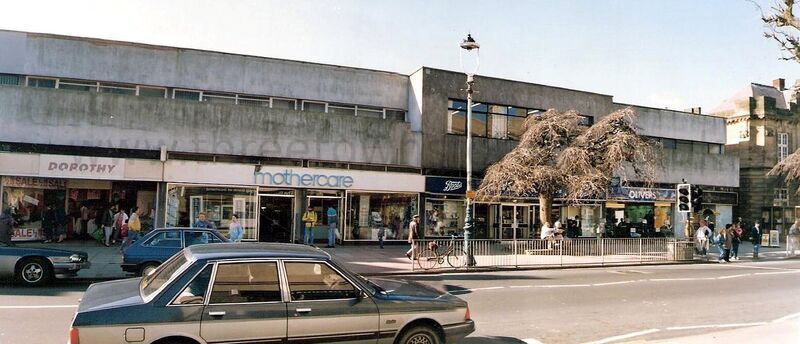 LLANDUDNO_MOSTYN_STREET_1980S.jpg