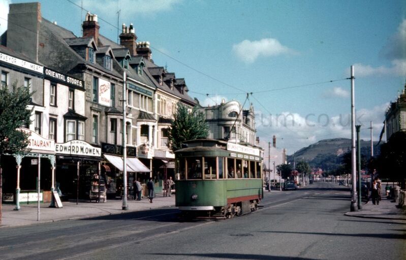 TRAM_MOSTYN_STREET_LLANDUDNO_1954.jpg