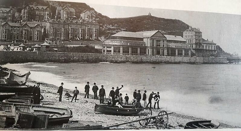LLANDUDNO_PIER_PAVILION_ORIGINAL_ROOF_1890S.jpg
