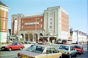 Filename=ASTRA_CINEMA2C_LLANDUDNO_1970S.jpeg
Filesize=58KiB
Dimensions=640x423
Date added=Sep 30, 2023 ASTRA_CINEMA2C_LLANDUDNO_1970S.jpeg