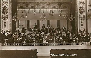 LLANDUDNO_PIER_PAVILION_ORCHESTRA_1900S.jpg
