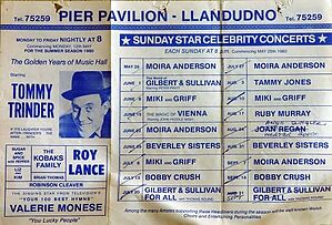 LLANDUDNO_PIER_PAVILION_SUMMER_SEASON_1980~0.jpg